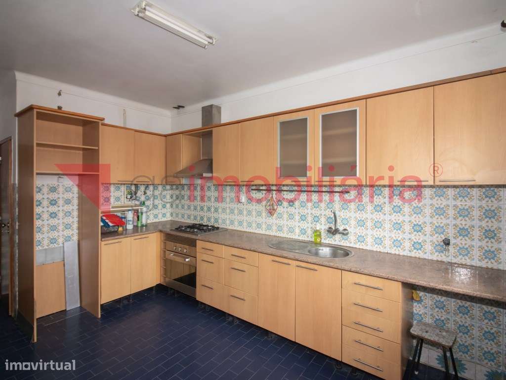 Apartamento T2 Centro Cartaxo-16