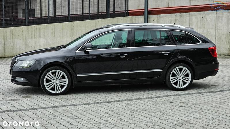 Skoda Superb 2.0 TDI 4x4 Business DSG - 5