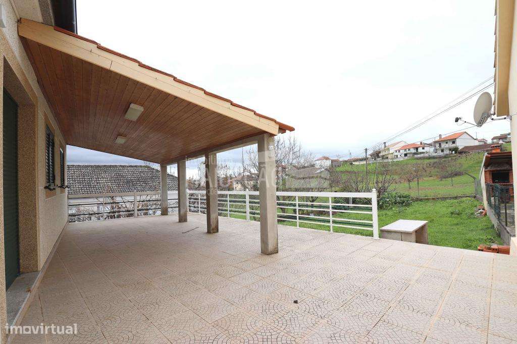 Moradia V2 + V2 Gestosa - Vinhais - Grande imagem: 2/15