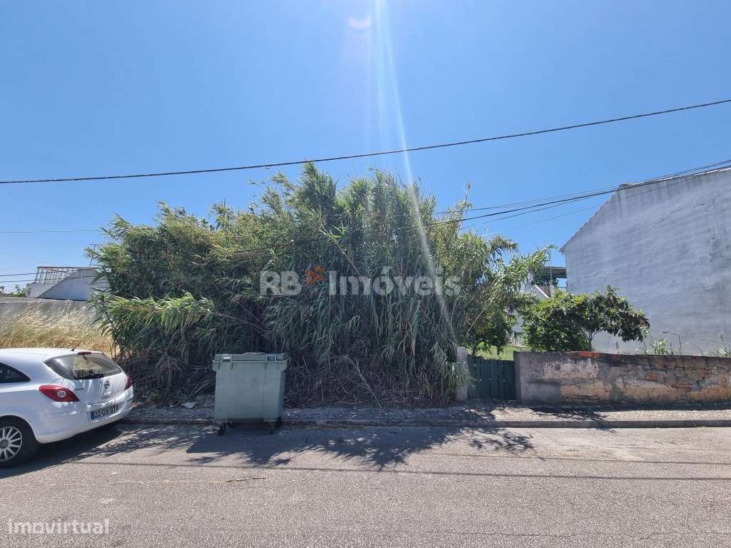 Terreno com 396 m2 para construção, na freguesia de N. Sra. de Fátima - Grande imagem: 5/6