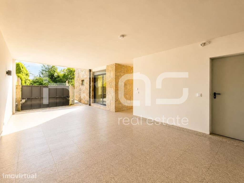 Moradia T3 Unifamiliar e Contemporânea - Vila Verde-28