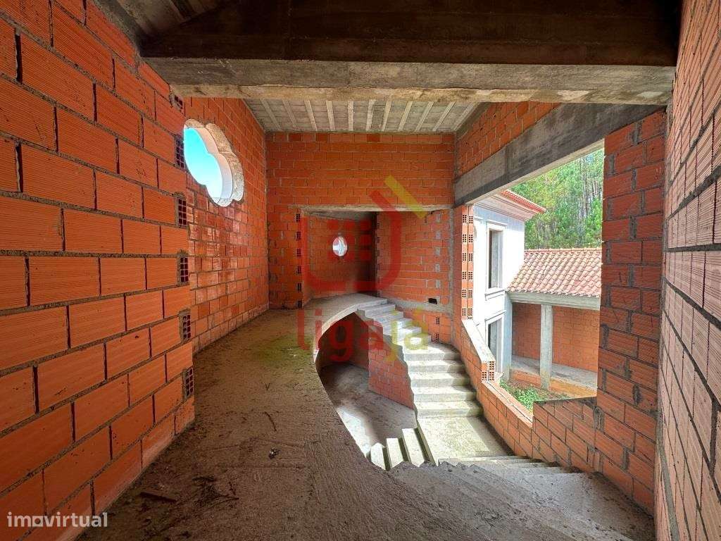 Moradia T6 em construção!-27