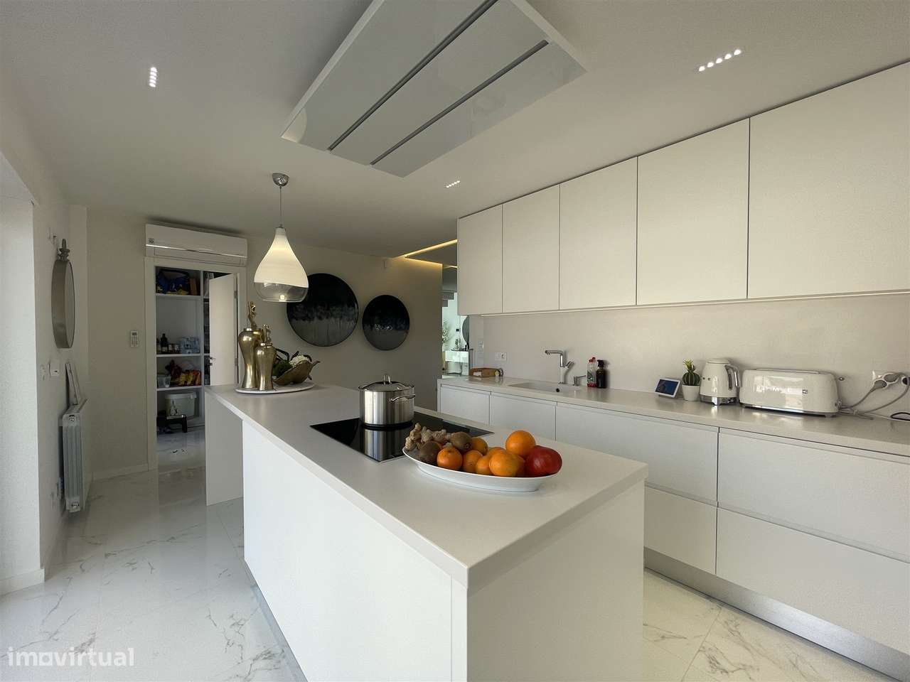 Moradia T4 / Isolada / 3 Pisos / Nazaré / Leiria - Grande imagem: 4/58