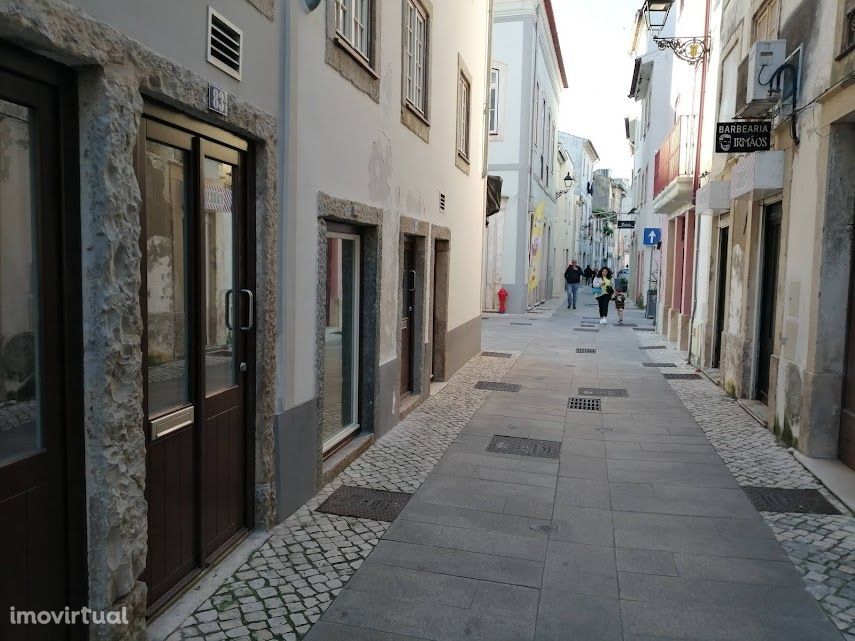 Loja nova com 47 m2, na Baixa de Coimbra, perto da Loja do Cidadão