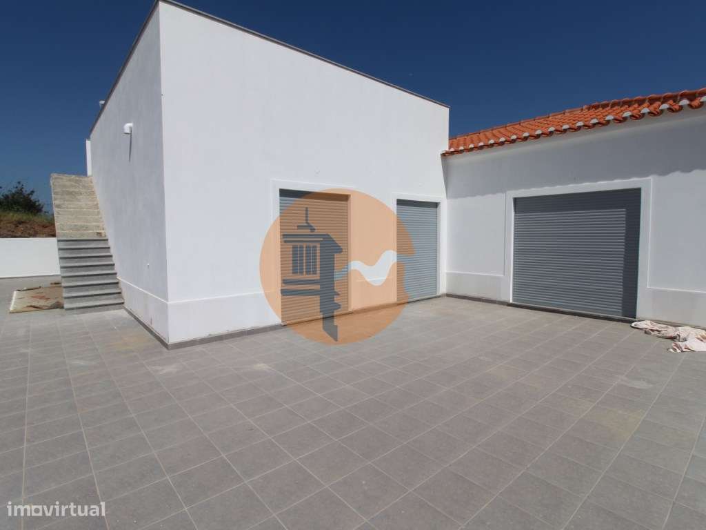 Moradia Térrea Isolada com Vista Mar no Malhão em Castro Marim - Grande imagem: 4/46