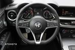 Alfa Romeo Stelvio 2.2 JTDM Veloce TI Q4 - 13