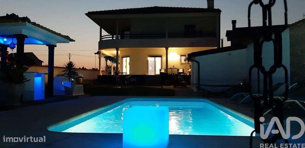 Casa / Villa T3 em Ervedal e Vila Franca da Beira de 266,00 m2 - Grande imagem: 4/4