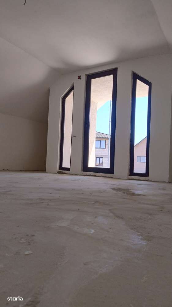 Casa cu mansardă in Valu lui Traian-3