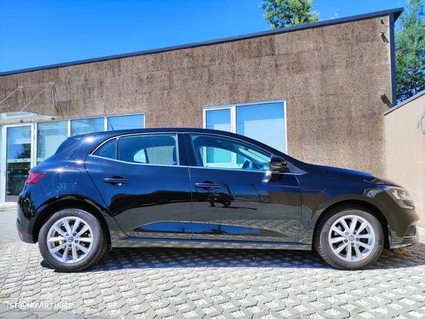 Renault Mégane 1.5 Blue dCi Limited EDC - 2