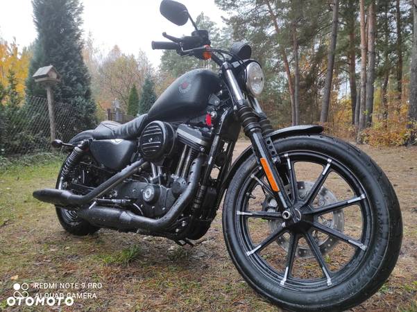 Harley-Davidson Sportster Iron 883 - 1