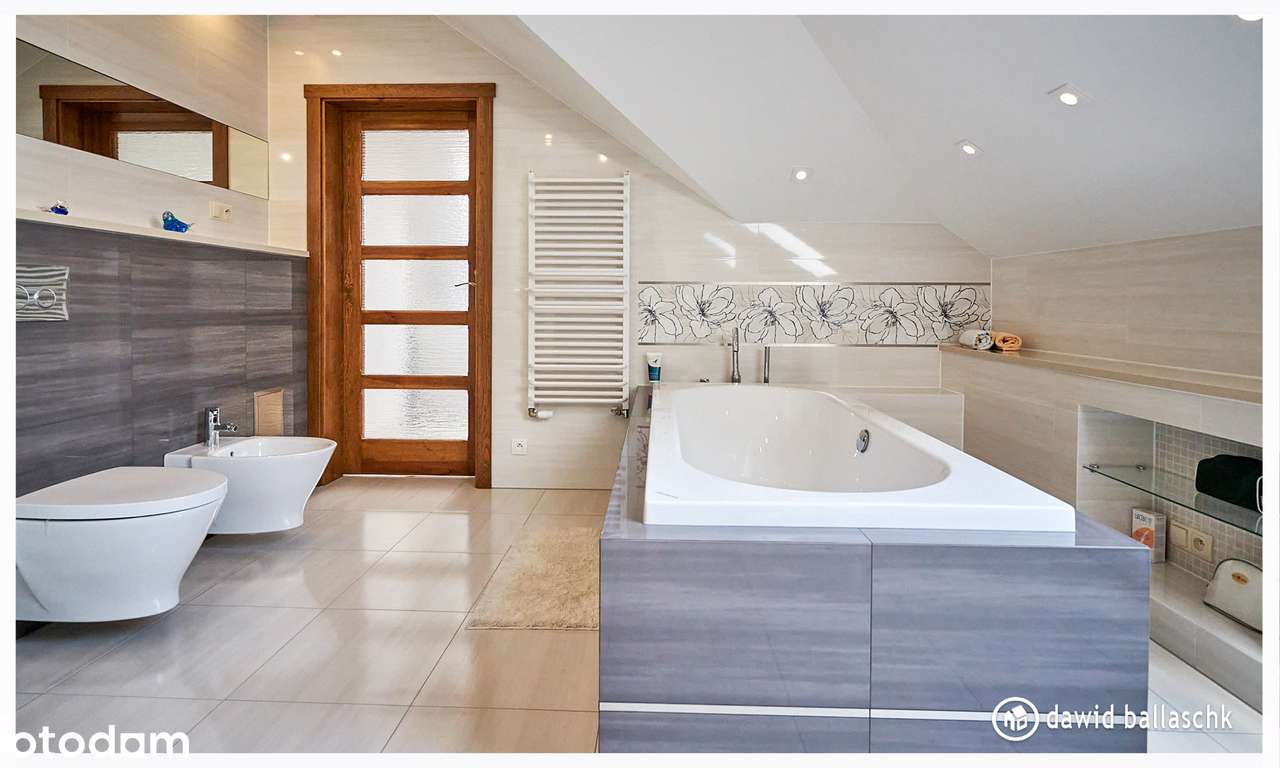 REZERWACJA! Cudowna posiadłość, blisko jeziora, duża działka 6740m2-14