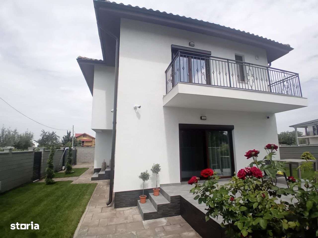 **Casă modernă de vânzare în Dragomirești-Deal-0