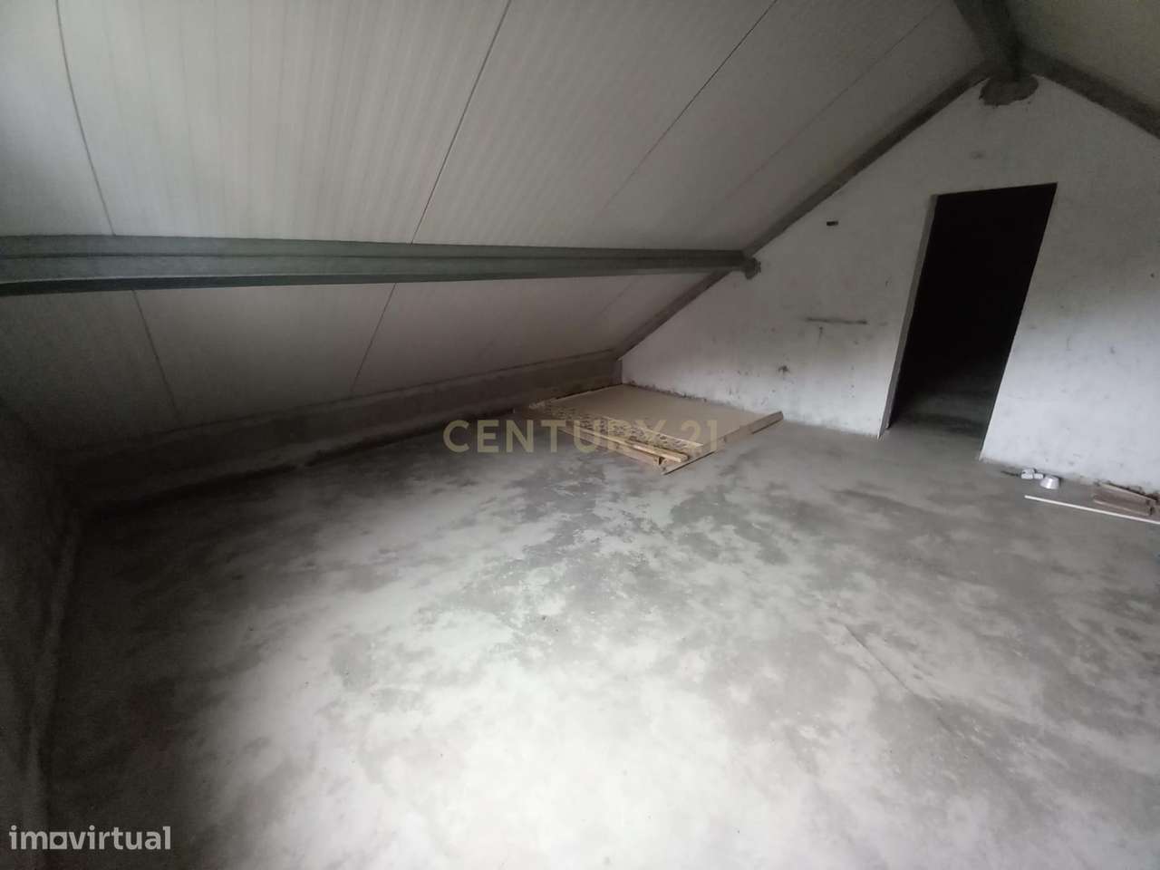 Moradia T4 Forneas - Sobreira Formosa - Grande imagem: 5/38