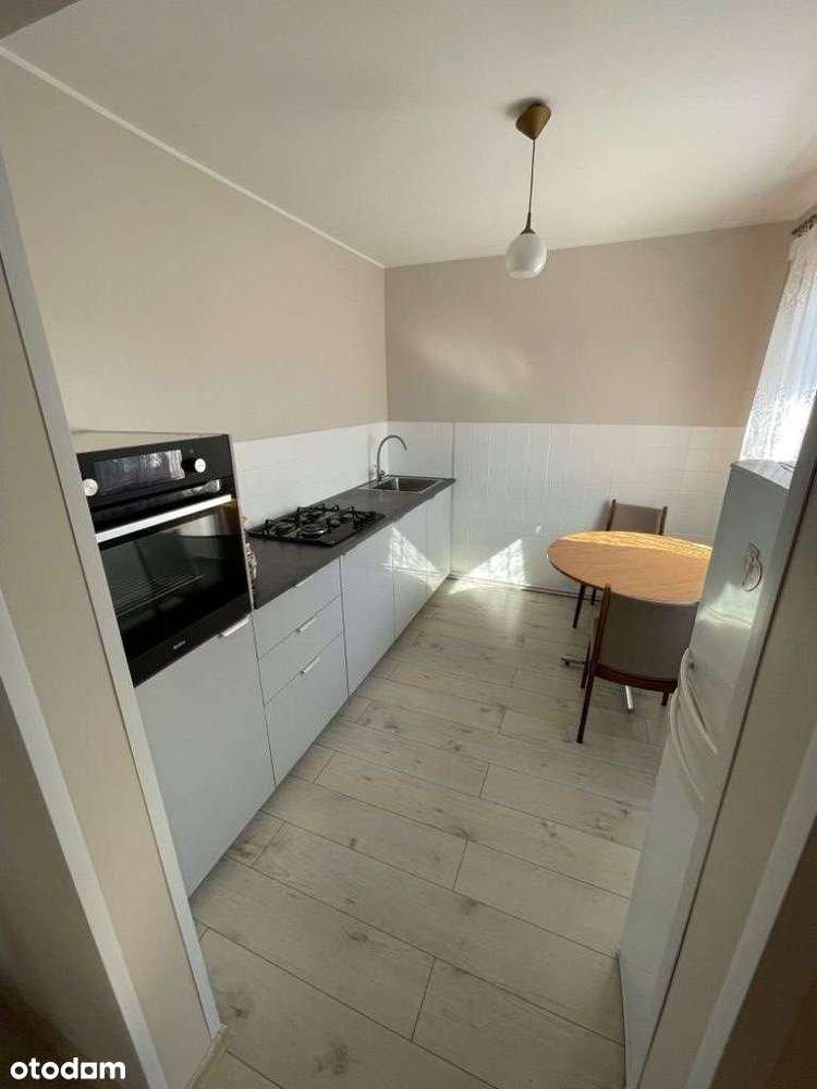 Przestronny dom z piwnicą i garażem - Pełny obrazek: 5/10