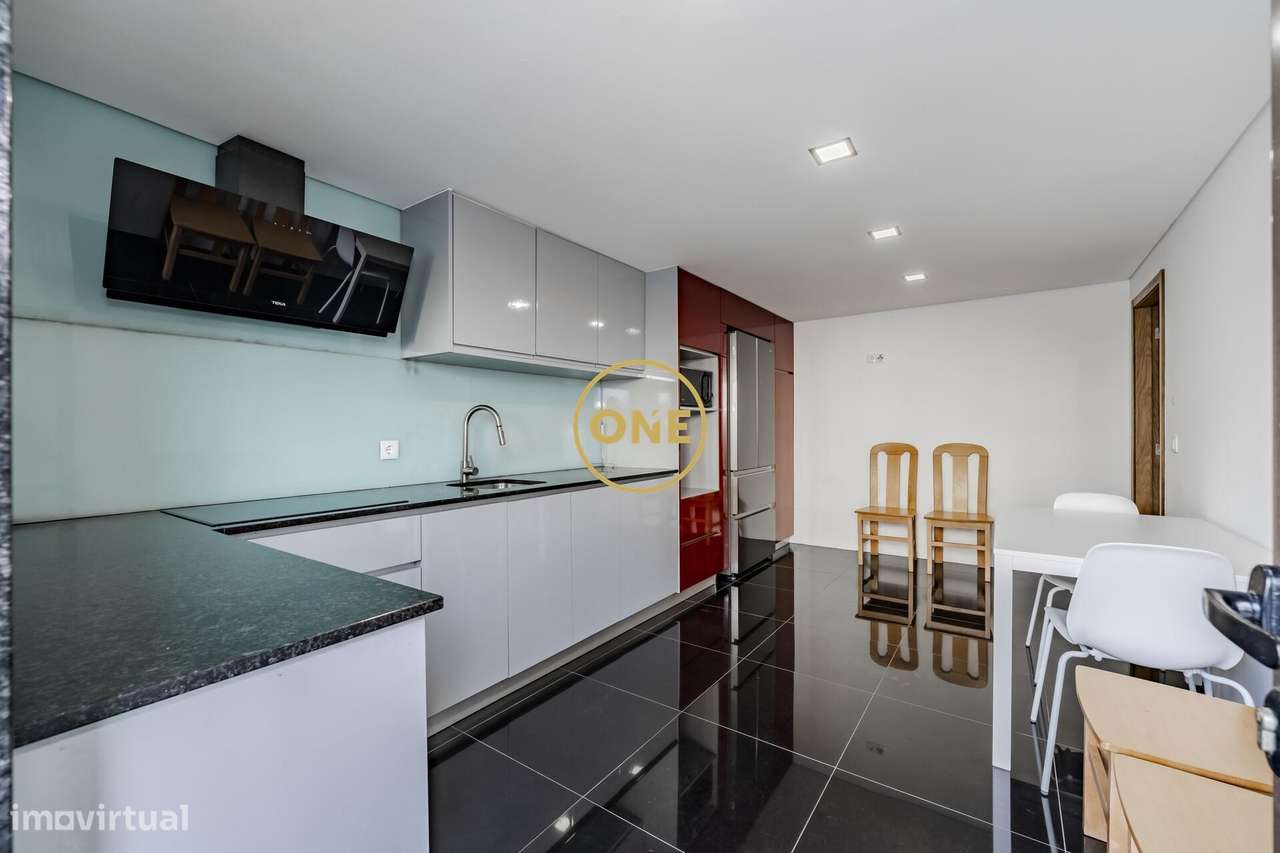 Moradia T1+ T3 em Vale S. Martinho - V.N. Famalicão-22