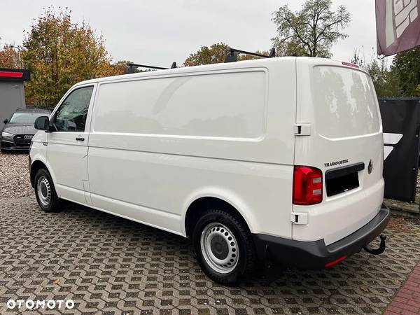 Volkswagen Transporter - 9