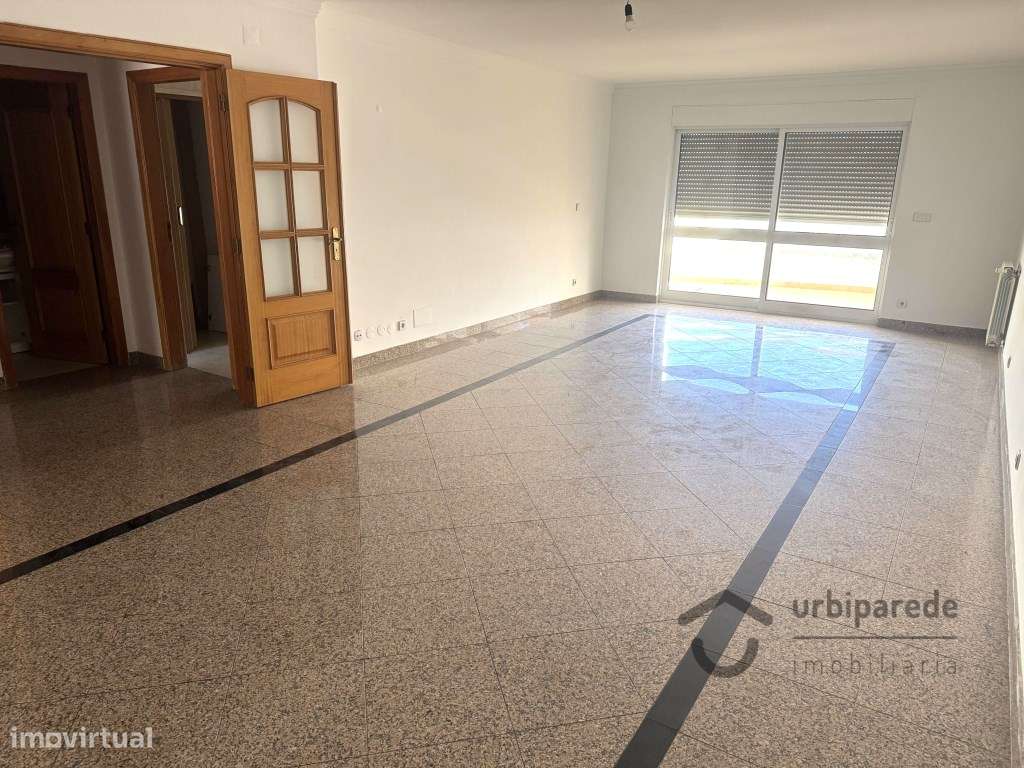 Apartamento T3 no Jardins da Parede.-8