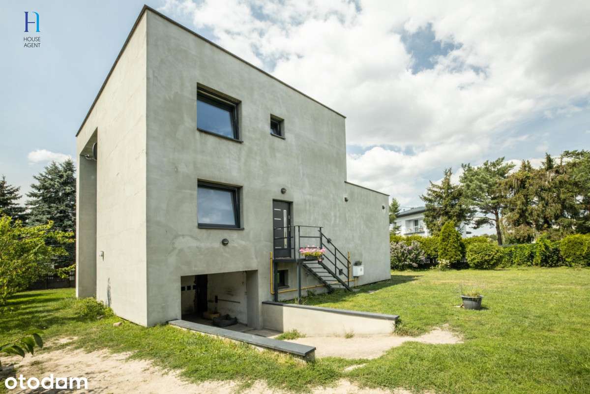 Duży dom -  600m od ścisłego centrum Łasku-12