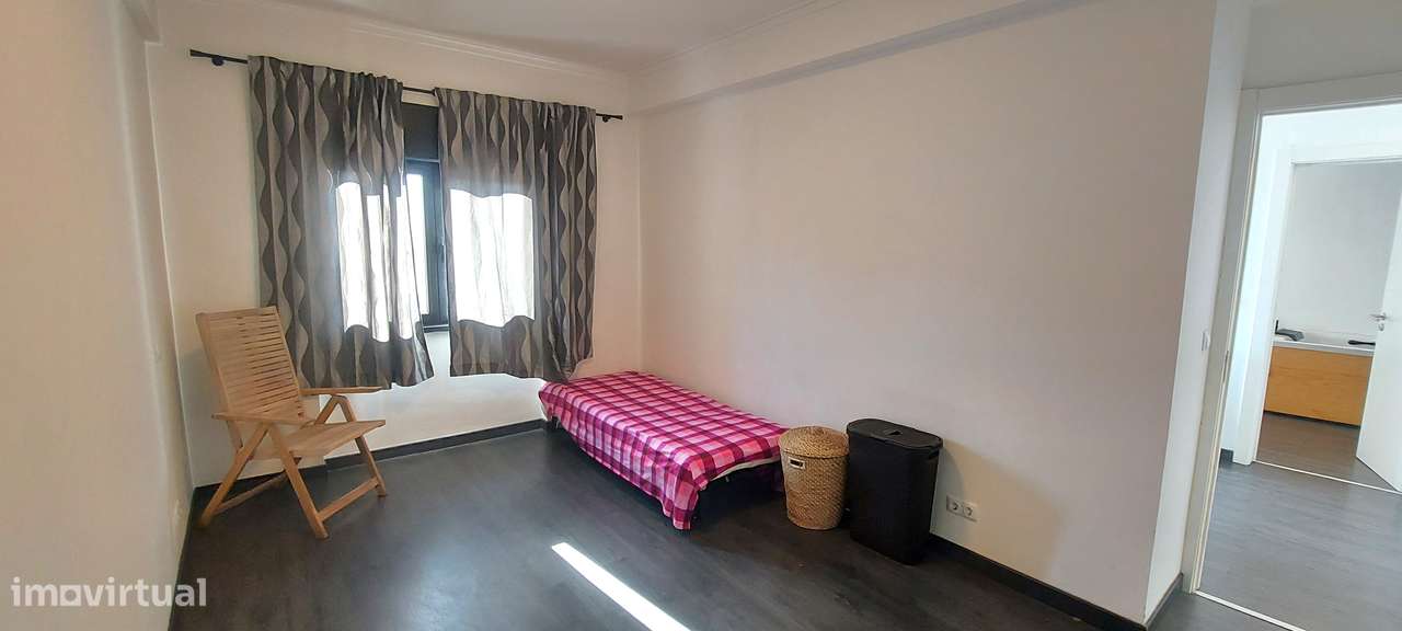 BOBADELA - Apartamento T3 no centro! - Grande imagem: 5/21