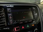 Mitsubishi Outlander 2.0 PHEV Instyle Navi - 13