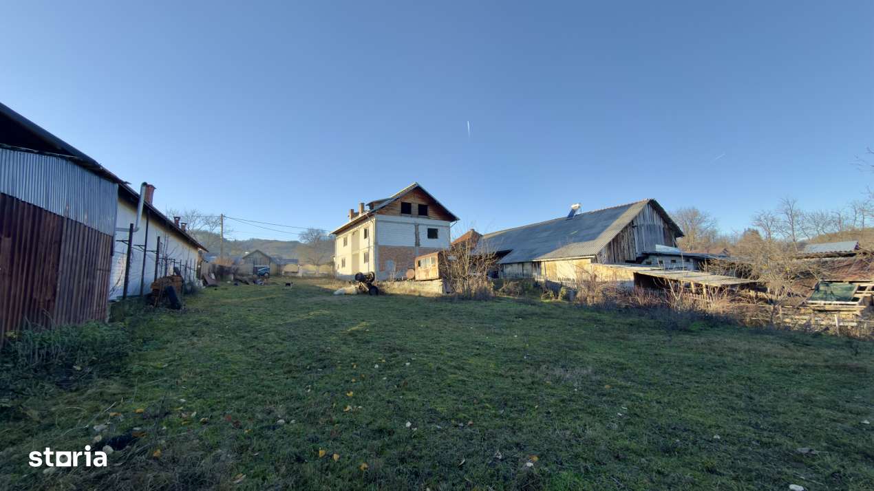 Casa generoasa cu teren de 1186 mp intravilan-Retevoiesti -Pietrosani--16