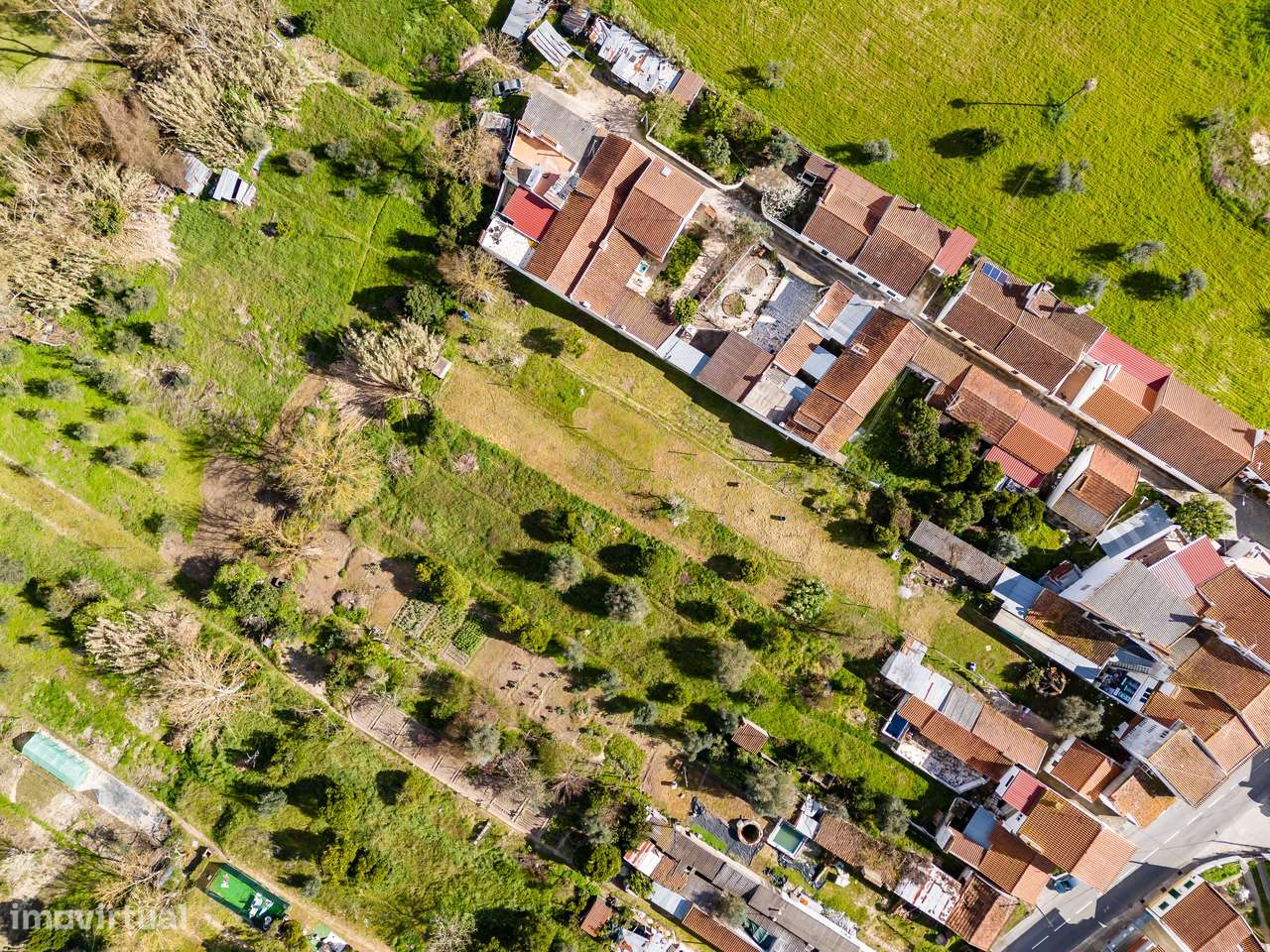 MORADIA T1 + ANEXOS E TERRENO | BEMPOSTA | ABRANTES-24