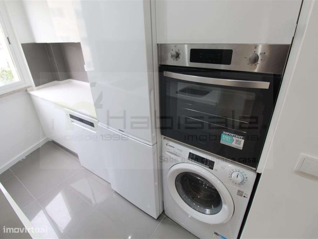 T3 totalmente remodelado com varanda - Grande imagem: 3/12