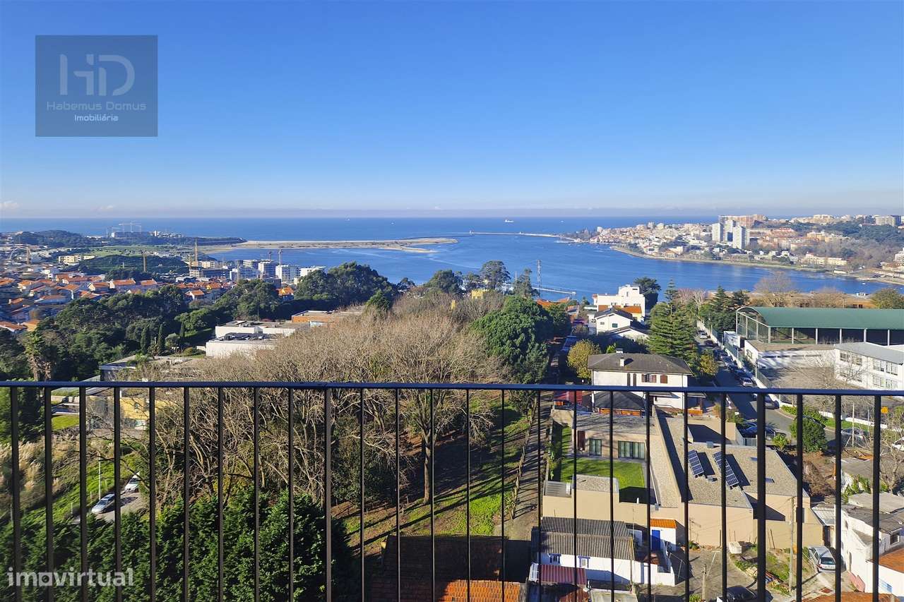 Cobertura Duplex T3 com Vista Mar e Rio-50