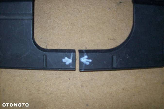 GRILL OPEL VIVARO B ROK 14/18 - 3