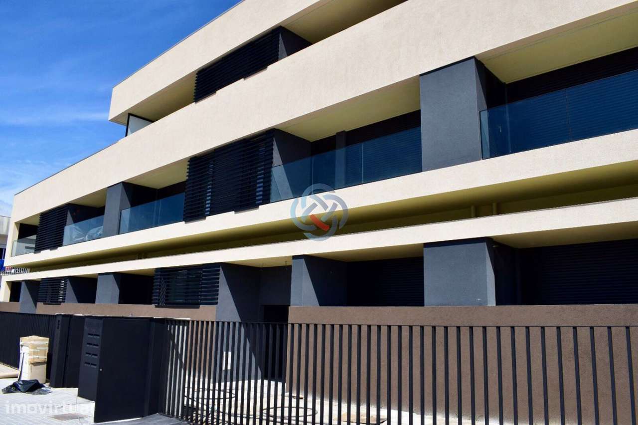 Apartamento T2 em Condominio de Luxo em Santa Maria da Feira-26