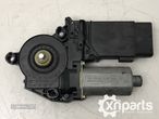 Motor elevador Frente/Dto Usado VW GOLF IV 1.9 TDI | 10.97 - 05.04 REF. 0 130 82... - 2