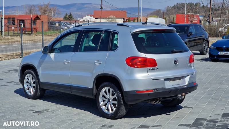 Volkswagen Tiguan 2.0 TDI 4Motion DSG Sport & Style - 3