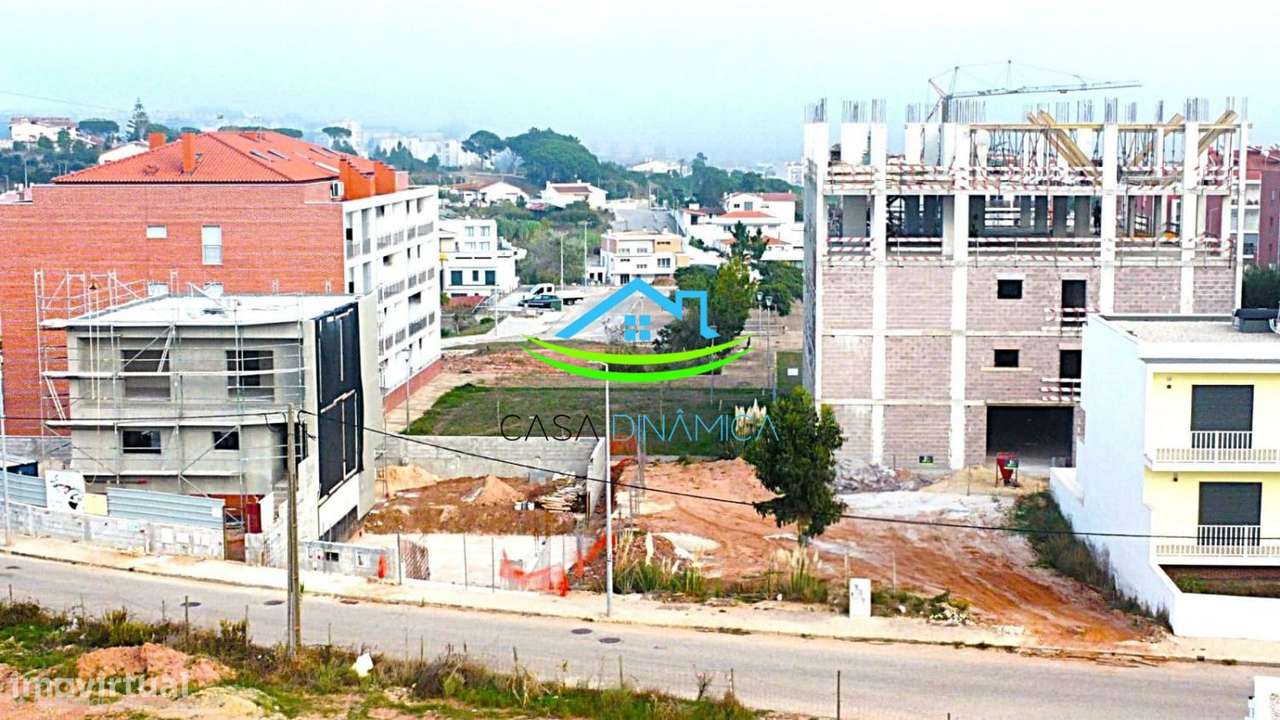 Lote para construção na urbanização dos Condados-8