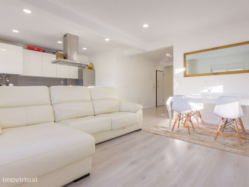 Apartamento T2 - Paio Pires - Remodelado-5