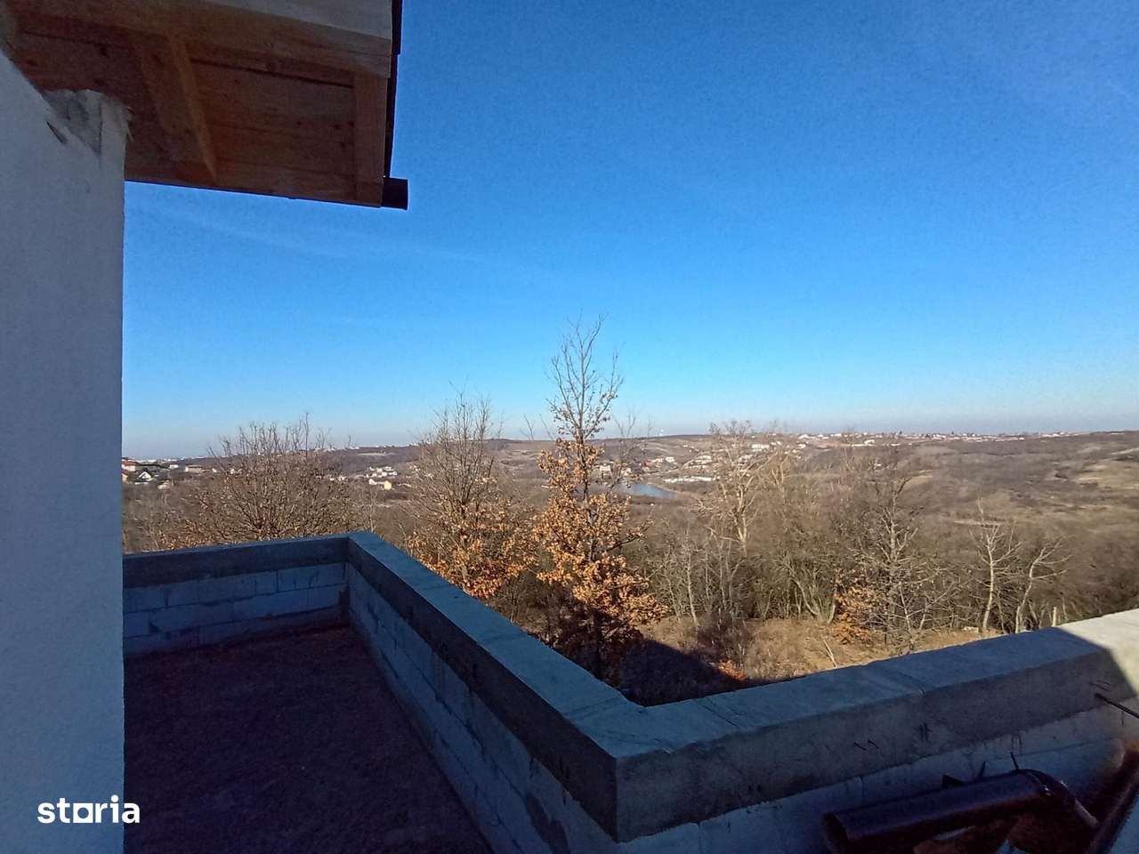 Casă lângă oraș+ teren 1253 mp priveliște superbă ,loc pentru 2 case-2