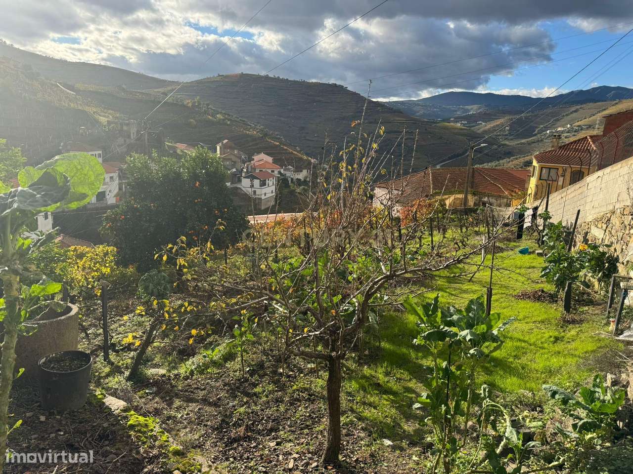 Casa para Recuperar em Alvações do Corgo, Vila Real - Grande imagem: 5/7