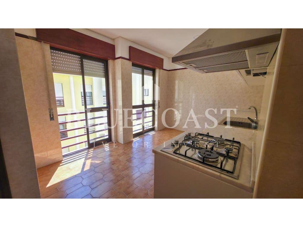 Oportunidade! Apartamento T2 com excelente luz natural-15