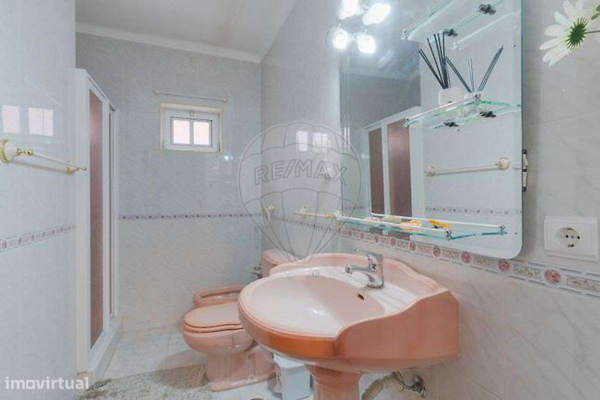 Moradia T4 para venda-10