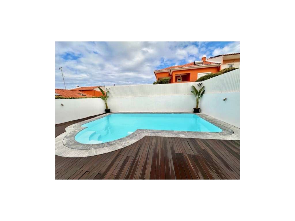 Moradia independente T4+1 em Murches com piscina, Cascais-2