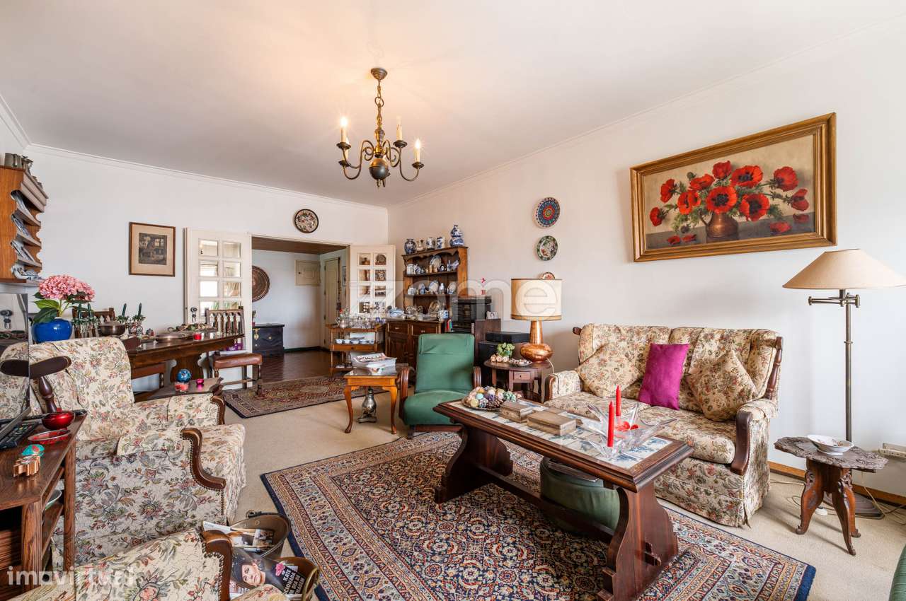 Apartamento T3, São João do Estoril - Grande imagem: 5/25