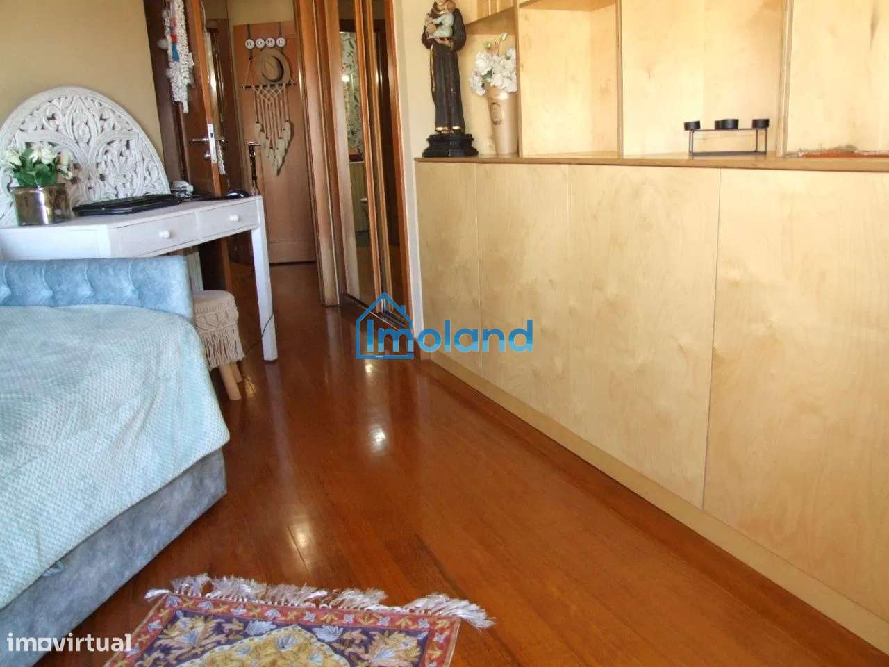 Apartamento T3 com Terraço e 3 Casas de Banho-15