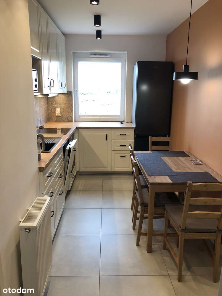 Komfortowe, 3 pokoje, osobna kuchnia, 2 miejsca garażowe w cenie - Pełny obrazek: 2/17