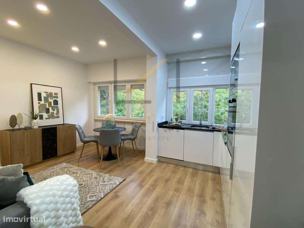 Apartamento T2 Benfica Em Remodelacao Total