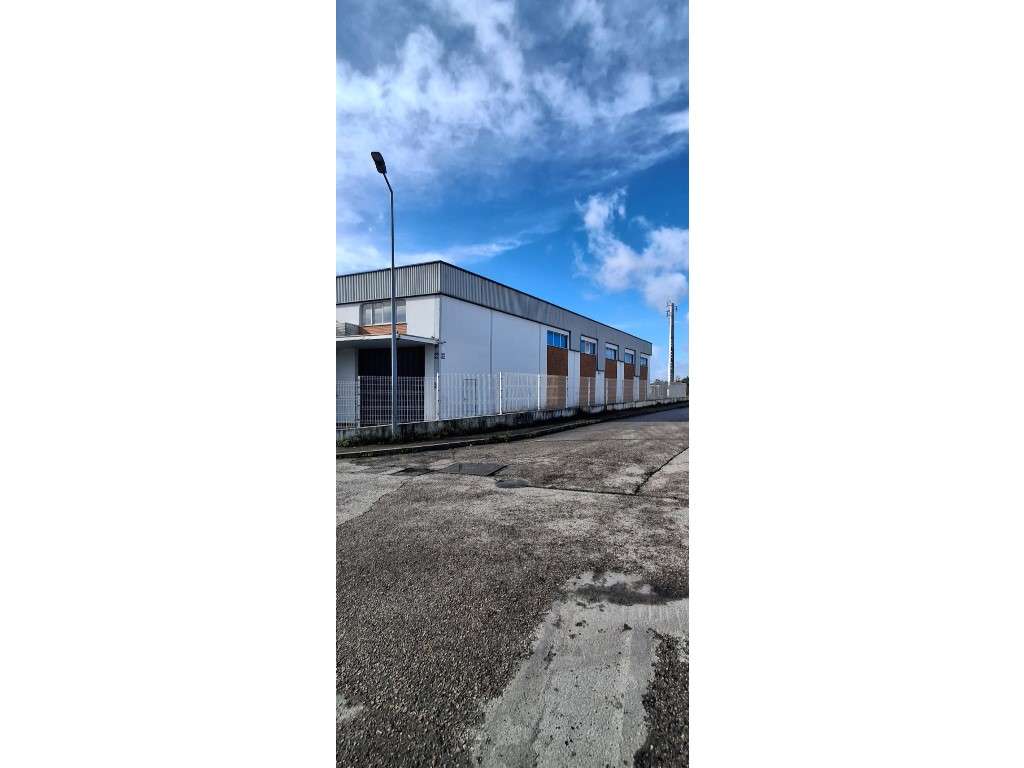 Armazém para Venda e/ou Arrendamento | Zona Industrial de Vialonga ... - Grande imagem: 3/29
