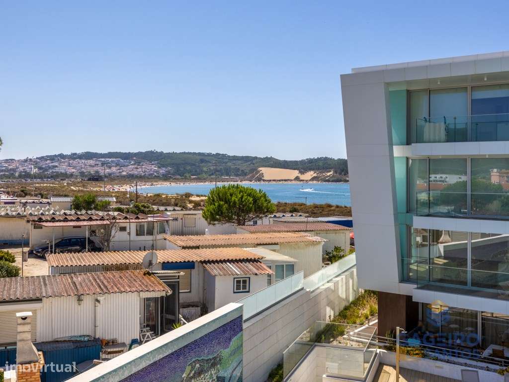 Apartamento T2 inserido em condomínio de luxo na primeira linha de ...-12