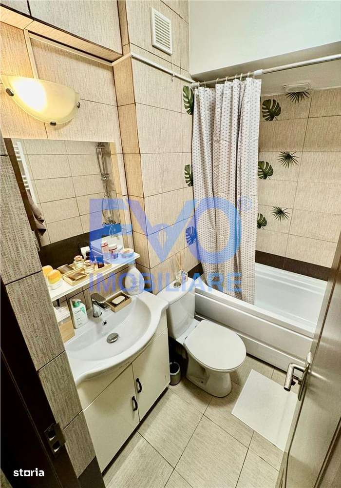 Apartament de vanzare, 2 camere, etajul 1, bloc nou, loc de parcare, C-3