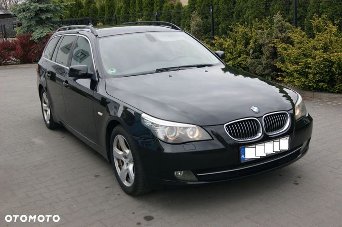 BMW Seria 5 525d Touring Edition Lifestyle - 1