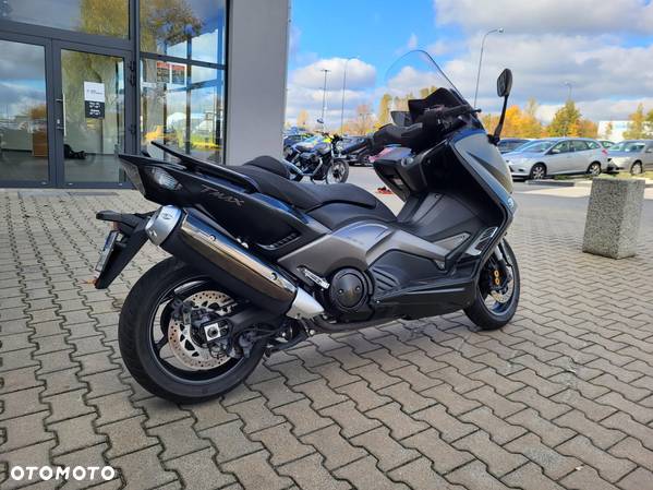 Yamaha Tmax - 5