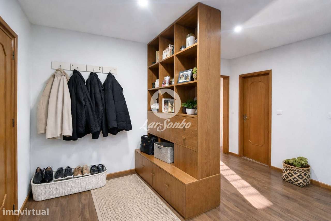 Apartamento T3 na Rua da Ferraria, Rio Tinto (Gondomar) - Grande imagem: 5/11