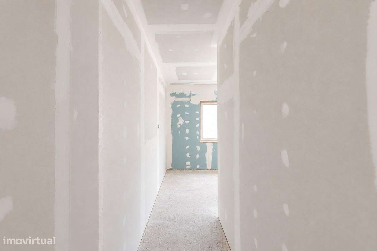T3 + Sótão | Av. Liberdade, Braga | Remodelação em fase de...-8